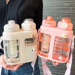 Kawaii Therapy Bottles<Kawaii Large Capacity Pastel Straw Bottle (1600ml)