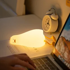 Kawaii Therapy Kawaii Lamps<Kawaii Lying Duck Silicone USB Night Lamp – Limited Edition