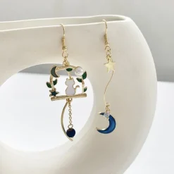 Kawaii Therapy Earrings<Kawaii Starry Moon Crescent Cat Earrings – Limited Edition